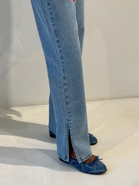 SideSlit Denim Jeans